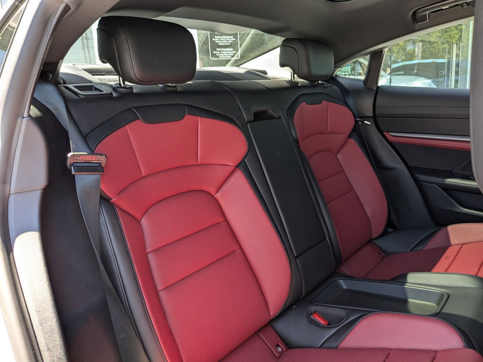 New 2025 Porsche Taycan 4S AWD/4WD image 24
