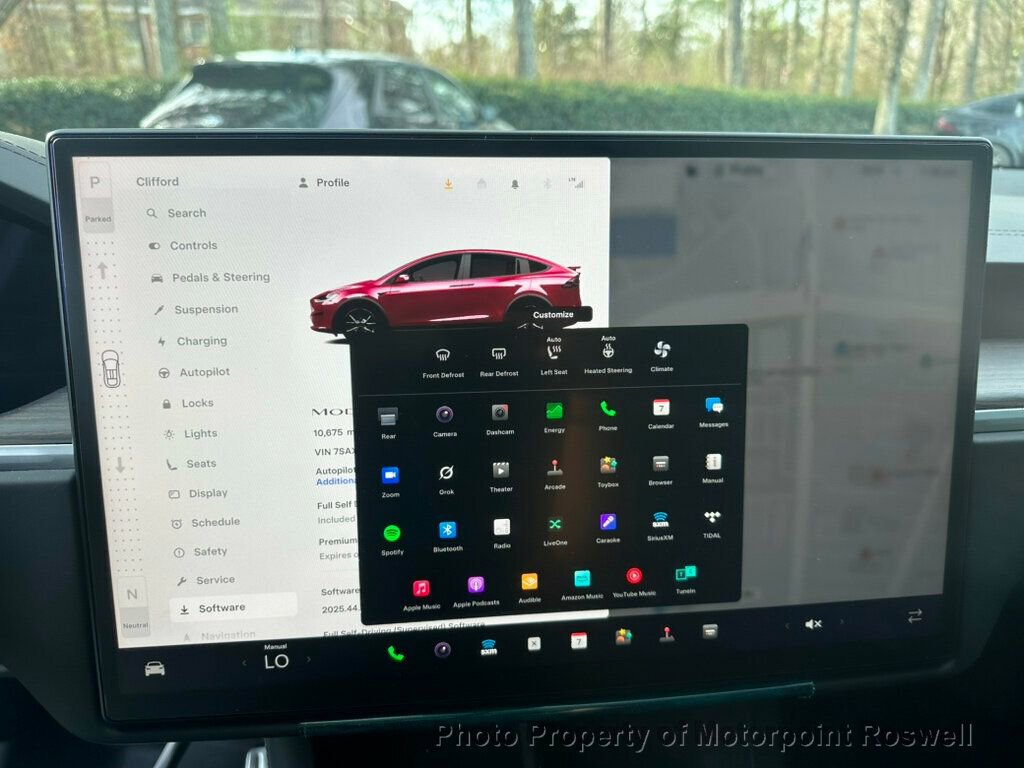 Used 2025 Tesla Model X image 22