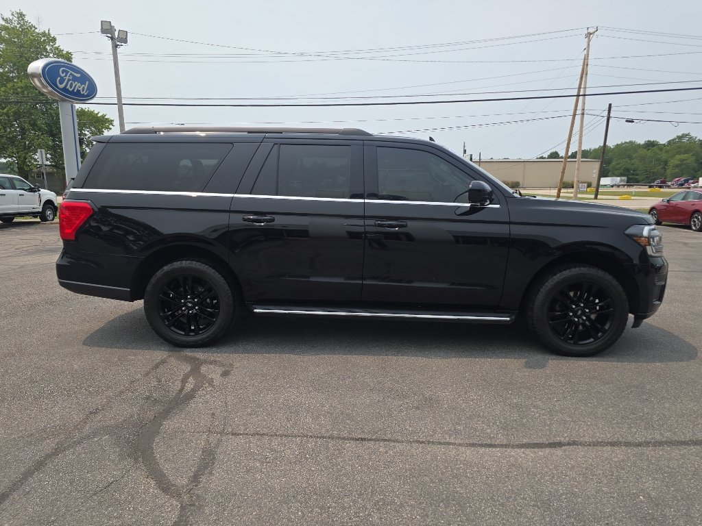 Used 2023 Ford Expedition Max XLT AWD/4WD image 5