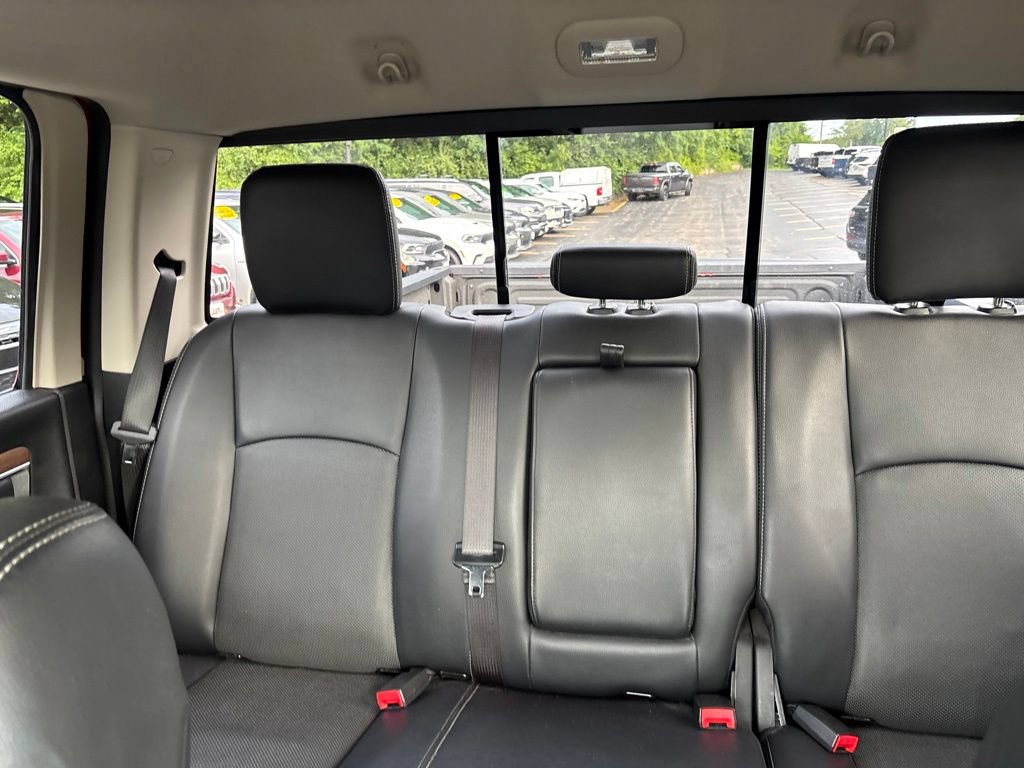 Used 2017 RAM 1500 Laramie w/ Convenience Group AWD/4WD image 38