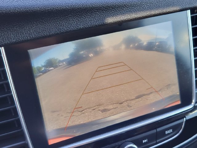 Used 2018 Buick Encore Essence FWD image 18