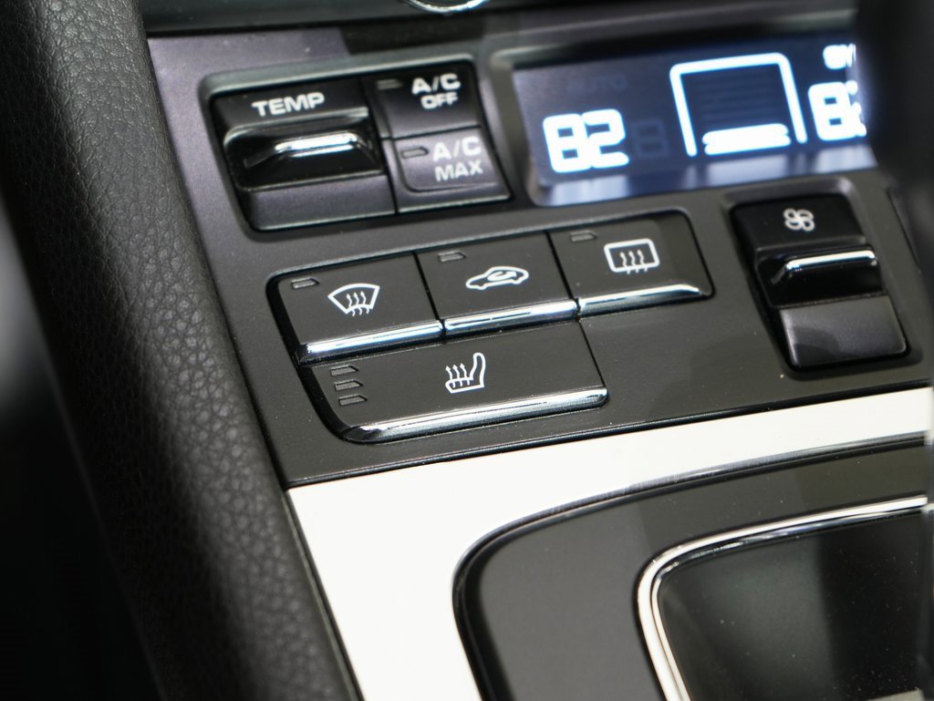 Used 2015 Porsche Boxster image 31