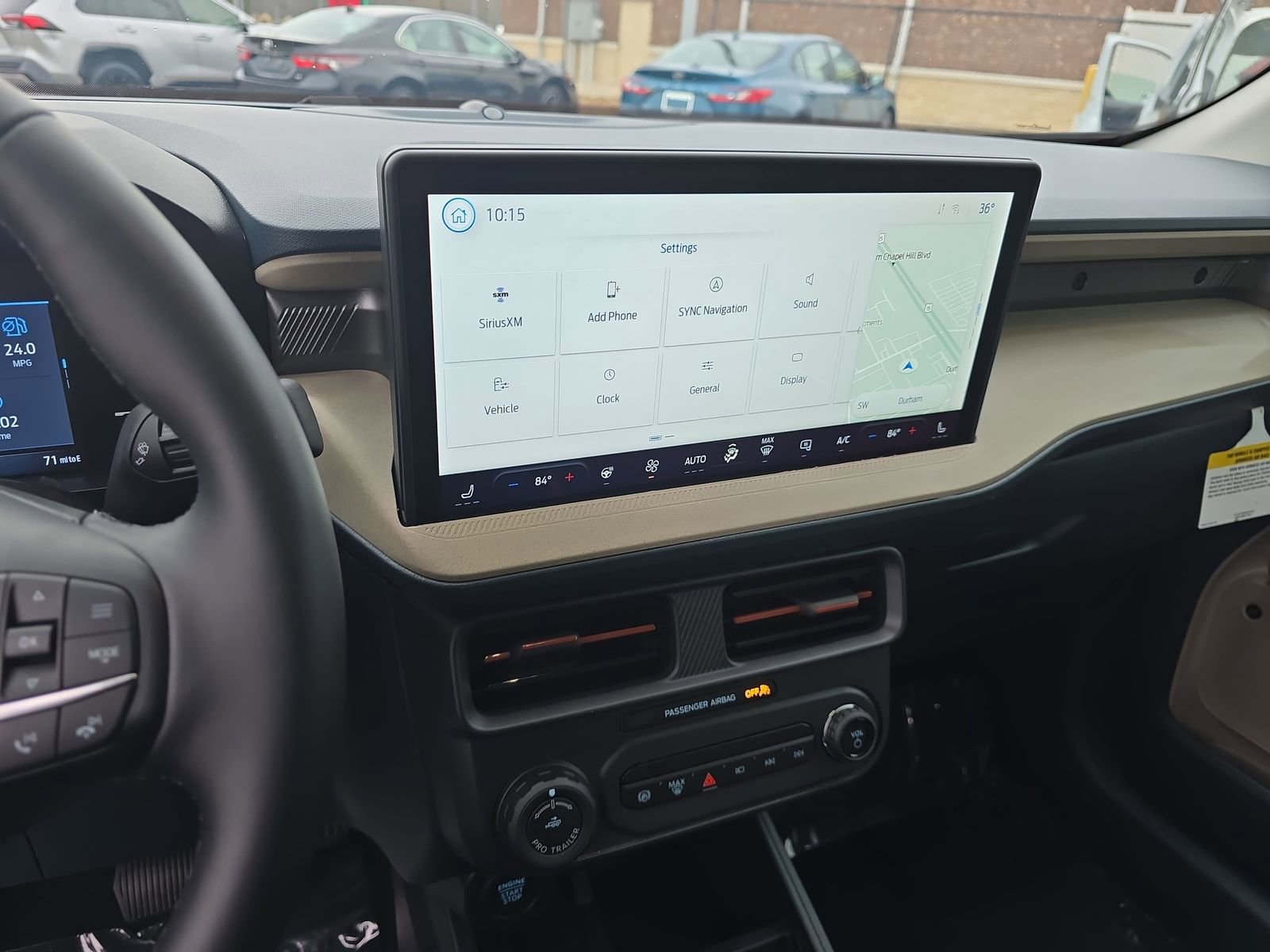 Used 2025 Ford Maverick Lariat w/ 4K Tow Package image 25