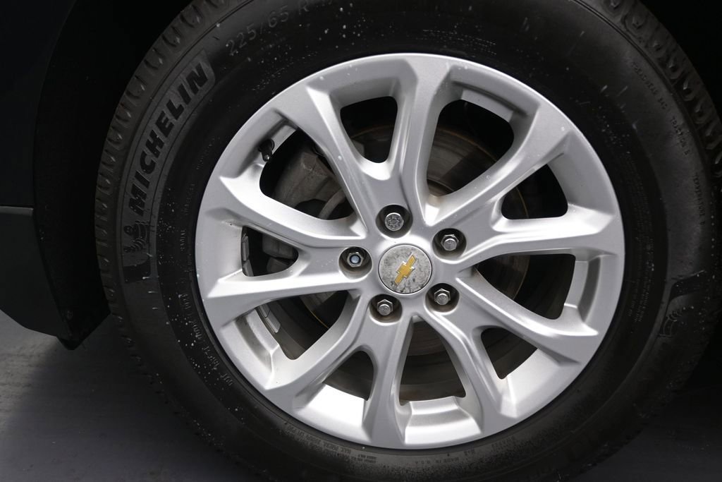 Used 2020 Chevrolet Equinox LS FWD image 12