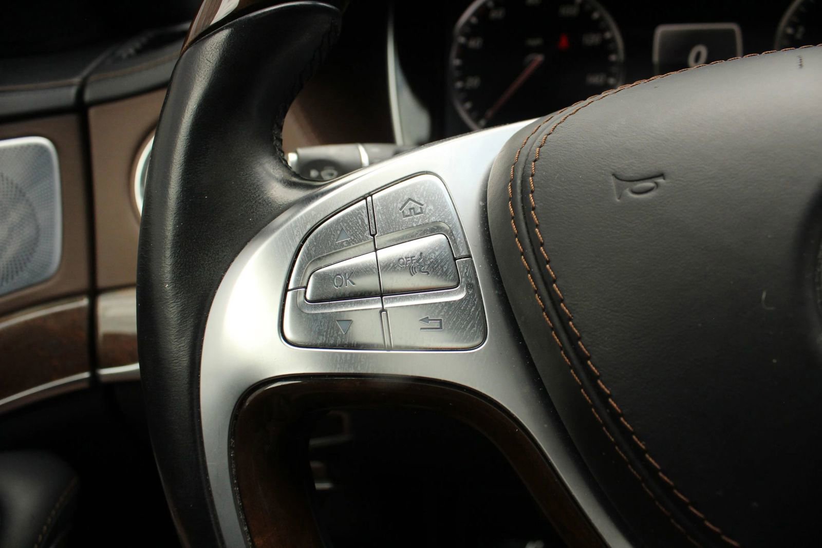 Used 2014 Mercedes-Benz S 550 Sedan image 33