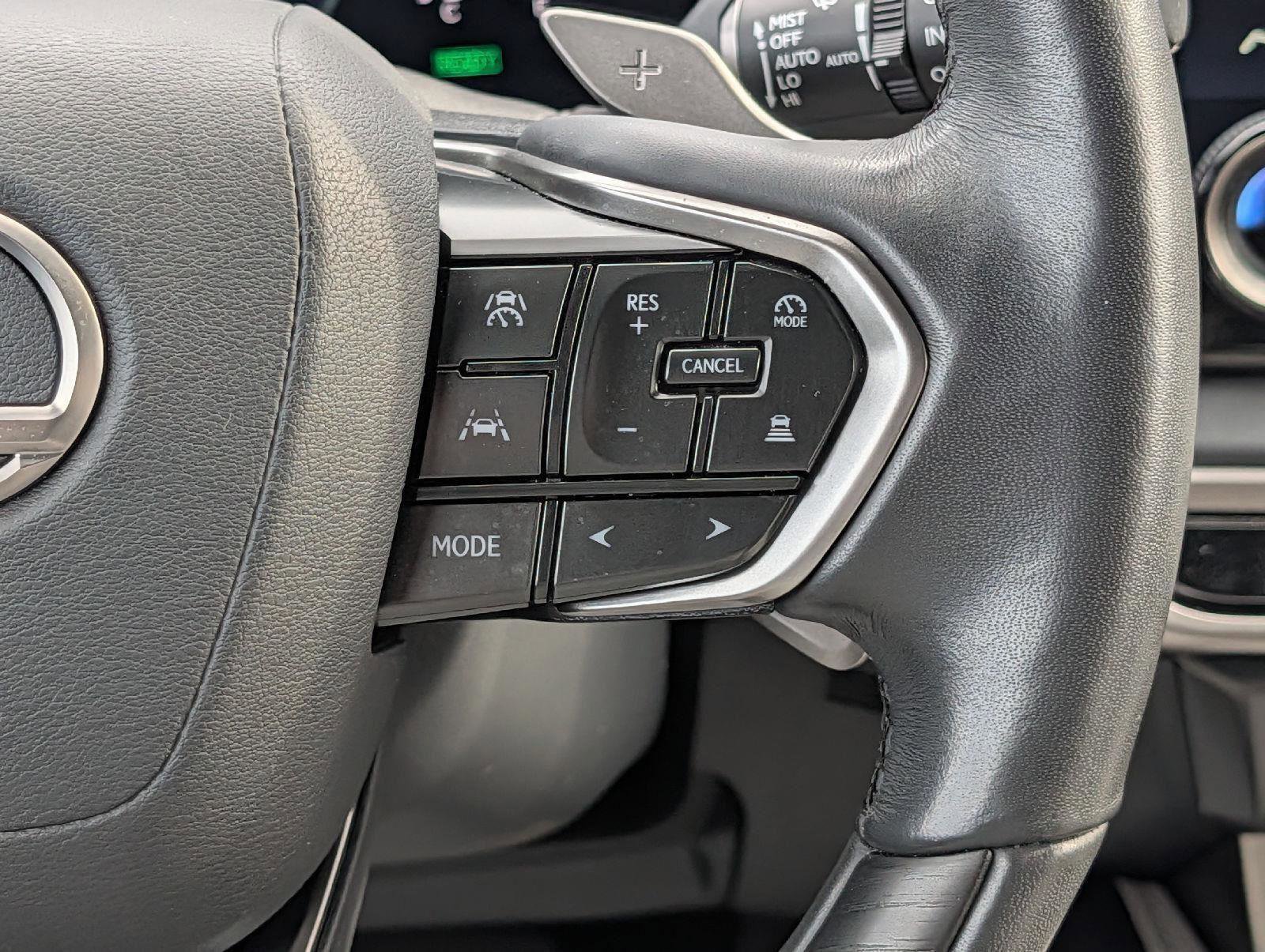 Used 2023 Lexus RX 350h w/ Cold Area Package AWD/4WD image 13