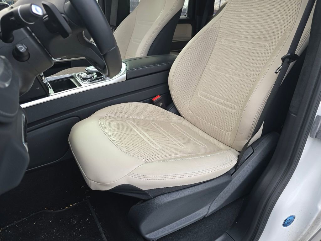 Used 2024 Mercedes-Benz G 550 image 22