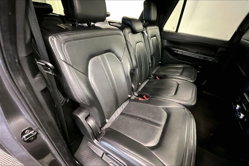 Used 2021 Ford Expedition Max Limited image 23