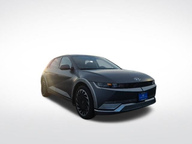 Used 2024 Hyundai Ioniq 5 Limited image 3