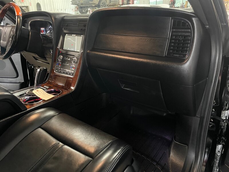Used 2017 Lincoln Navigator L Select AWD/4WD image 24
