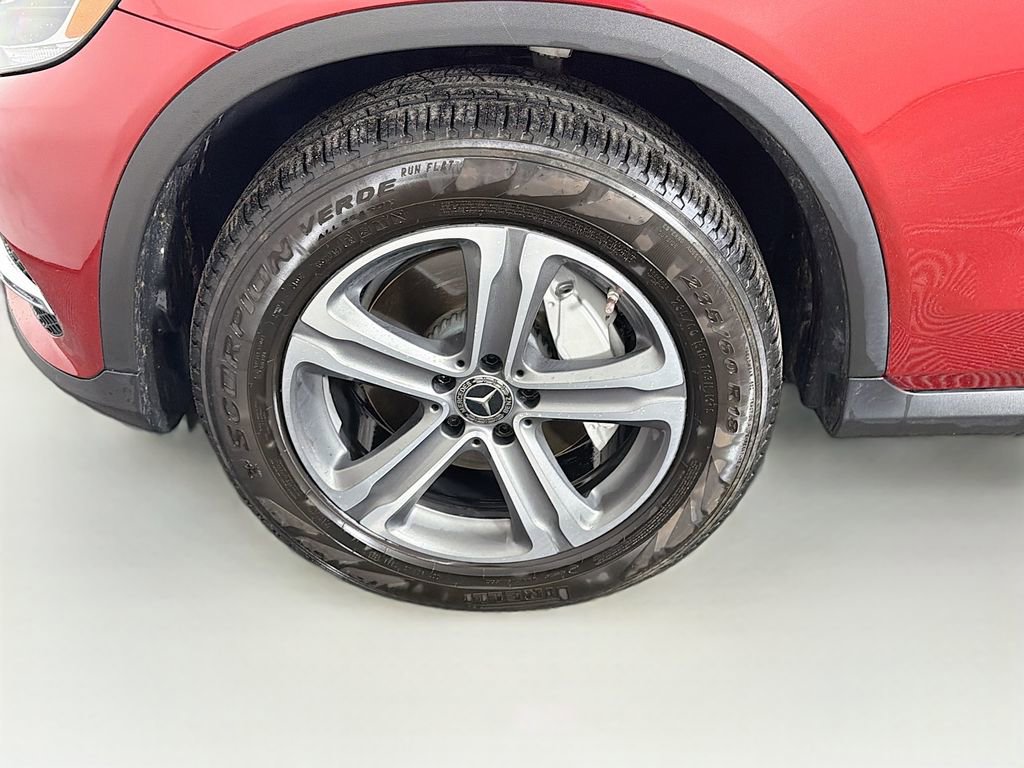 Certified 2018 Mercedes-Benz GLC 300 4MATIC image 32