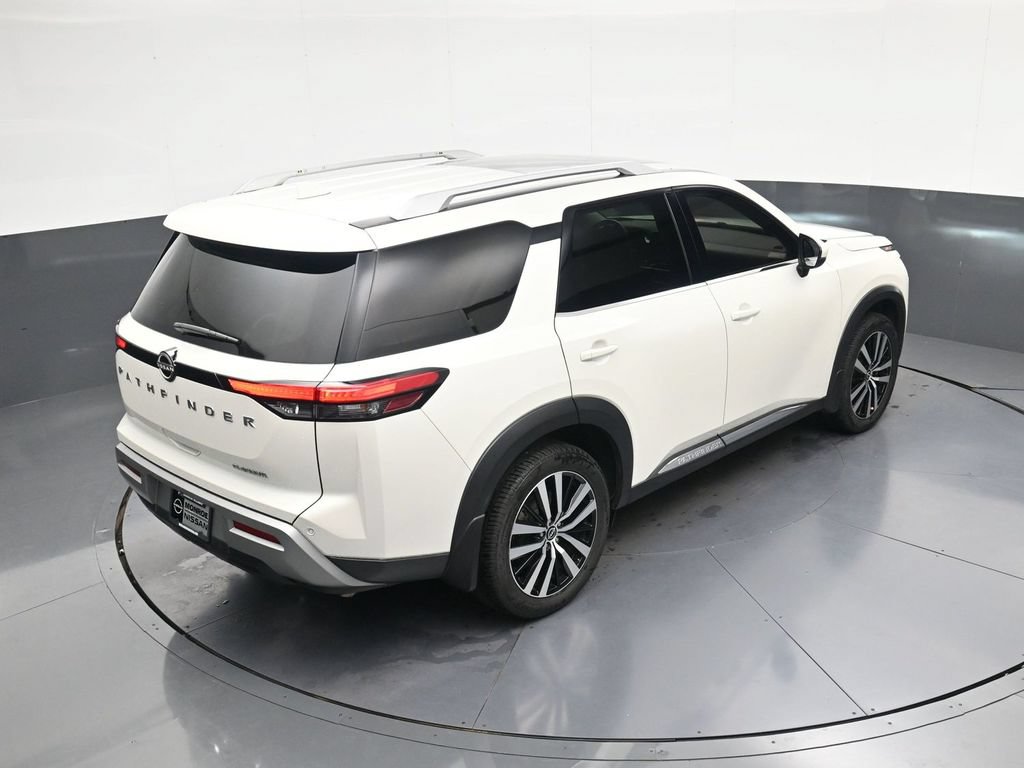 Certified 2023 Nissan Pathfinder Platinum FWD image 34