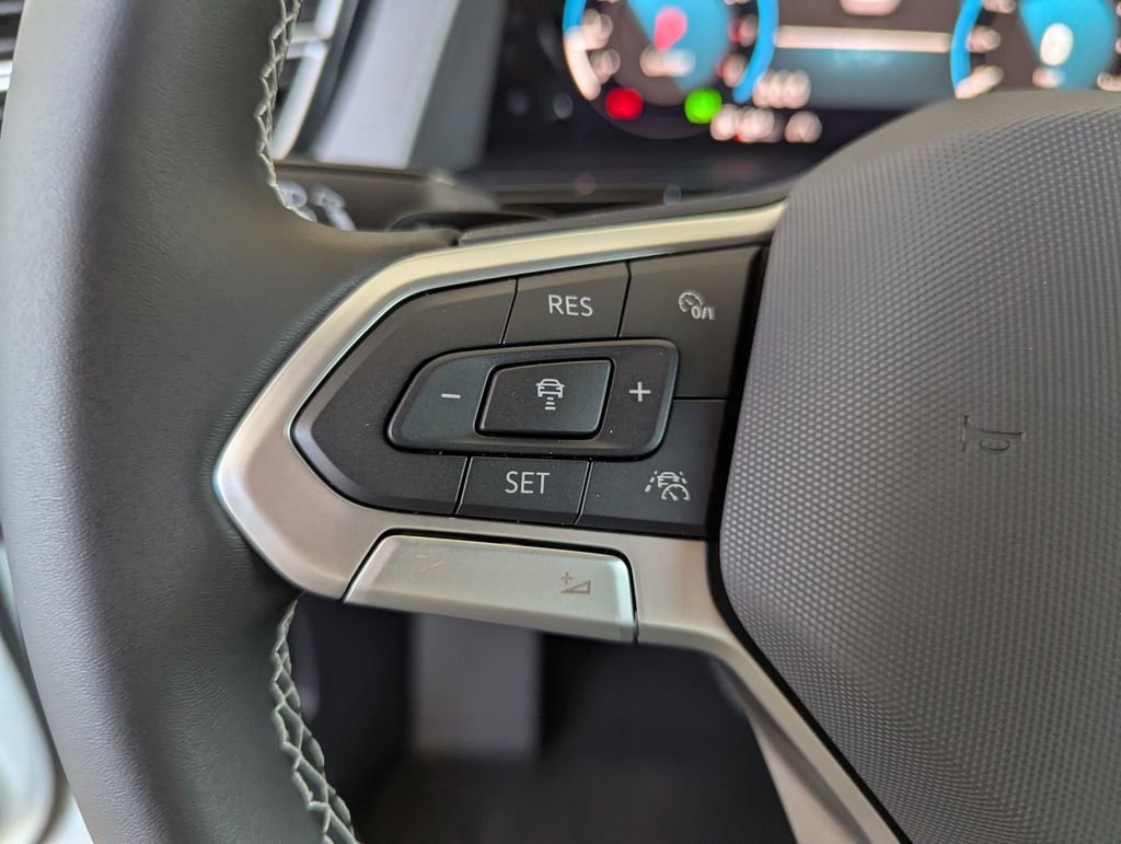 New 2026 Volkswagen Atlas Cross Sport SE image 22