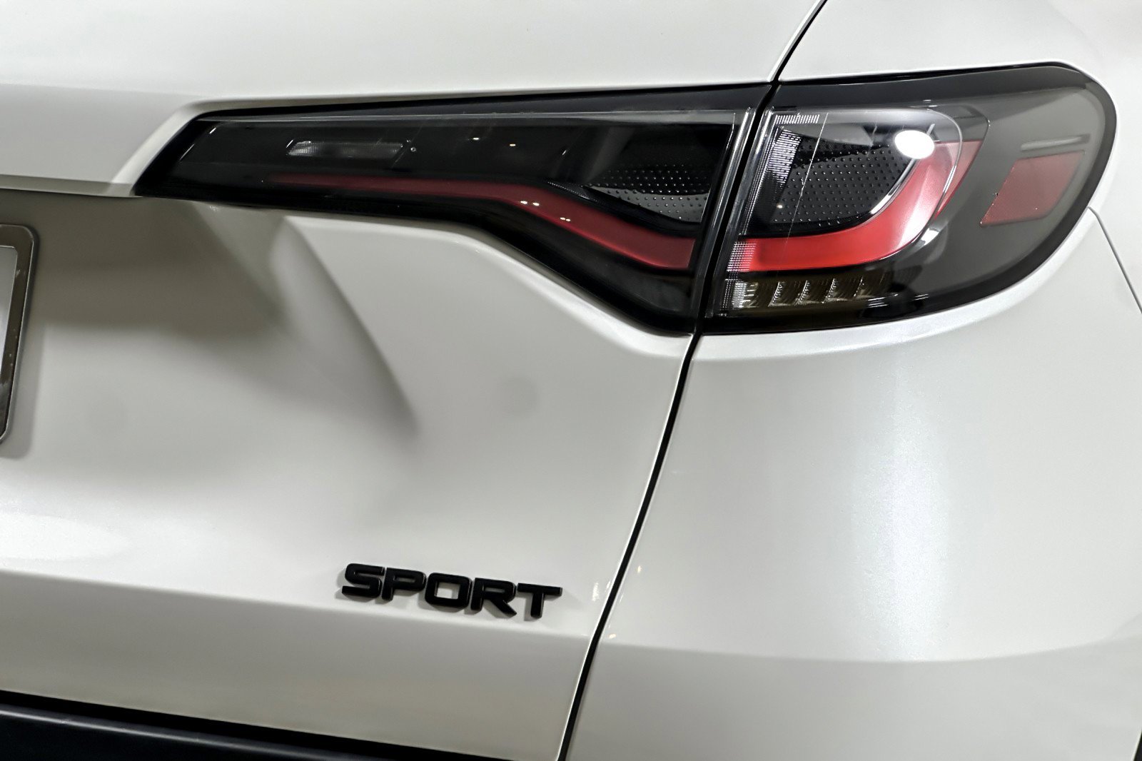 Used 2025 Honda HR-V Sport image 25