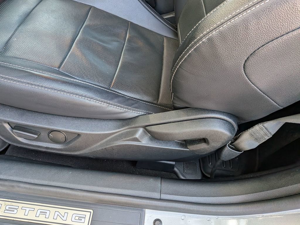Used 2021 Ford Mustang GT Premium image 14
