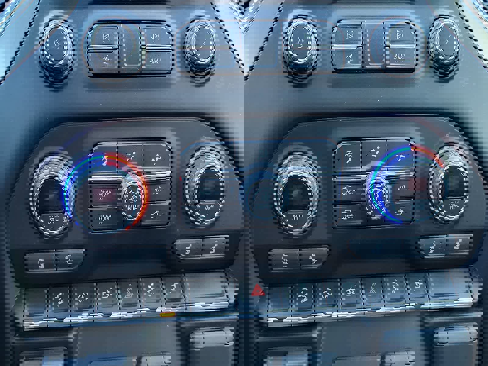 Used 2021 Chevrolet Silverado 1500 LT Trail Boss w/ Convenience Package II image 23