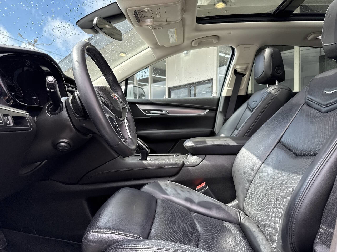 Used 2017 Cadillac XT5 Luxury w/ Driver Awareness Package image 33