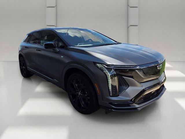 New 2026 Cadillac Optiq V w/ Magnus Launch Edition AWD/4WD image 7