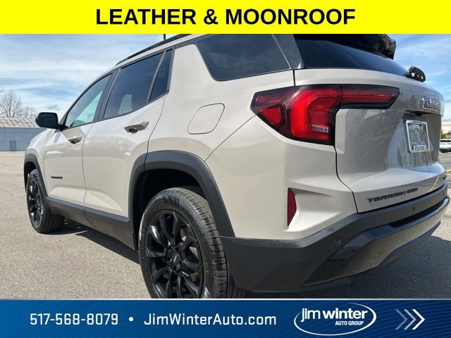 Used 2025 GMC Terrain Elevation w/ Elevation Premium Package image 10