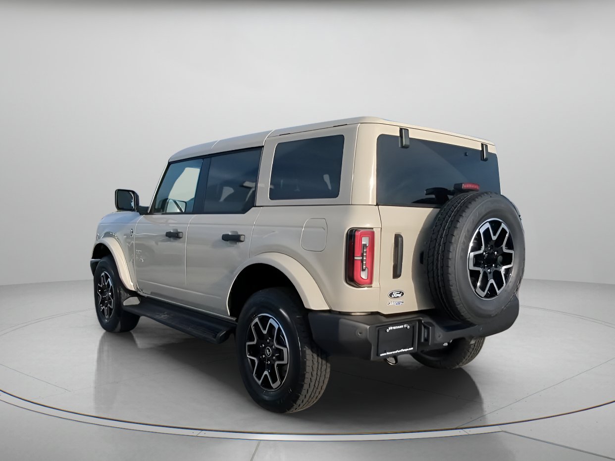 New 2026 Ford Bronco Outer Banks AWD/4WD image 25
