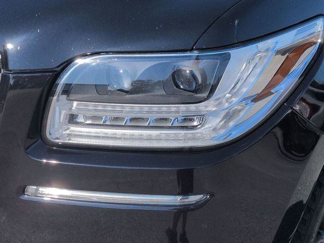 Used 2021 Lincoln Navigator Reserve AWD/4WD image 9
