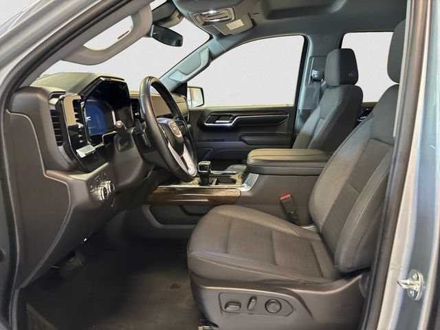 Used 2023 GMC Sierra 1500 Elevation w/ X31 Off-Road Package AWD/4WD image 10
