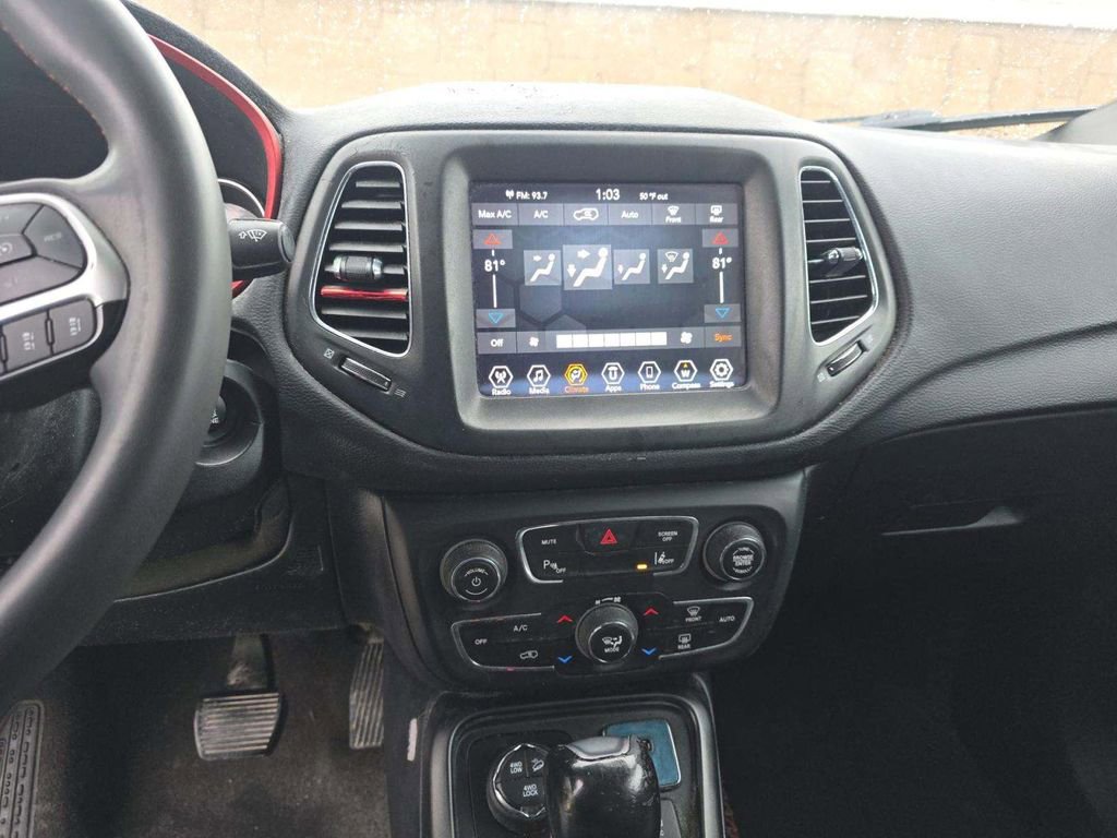 Used 2021 Jeep Compass Trailhawk image 5