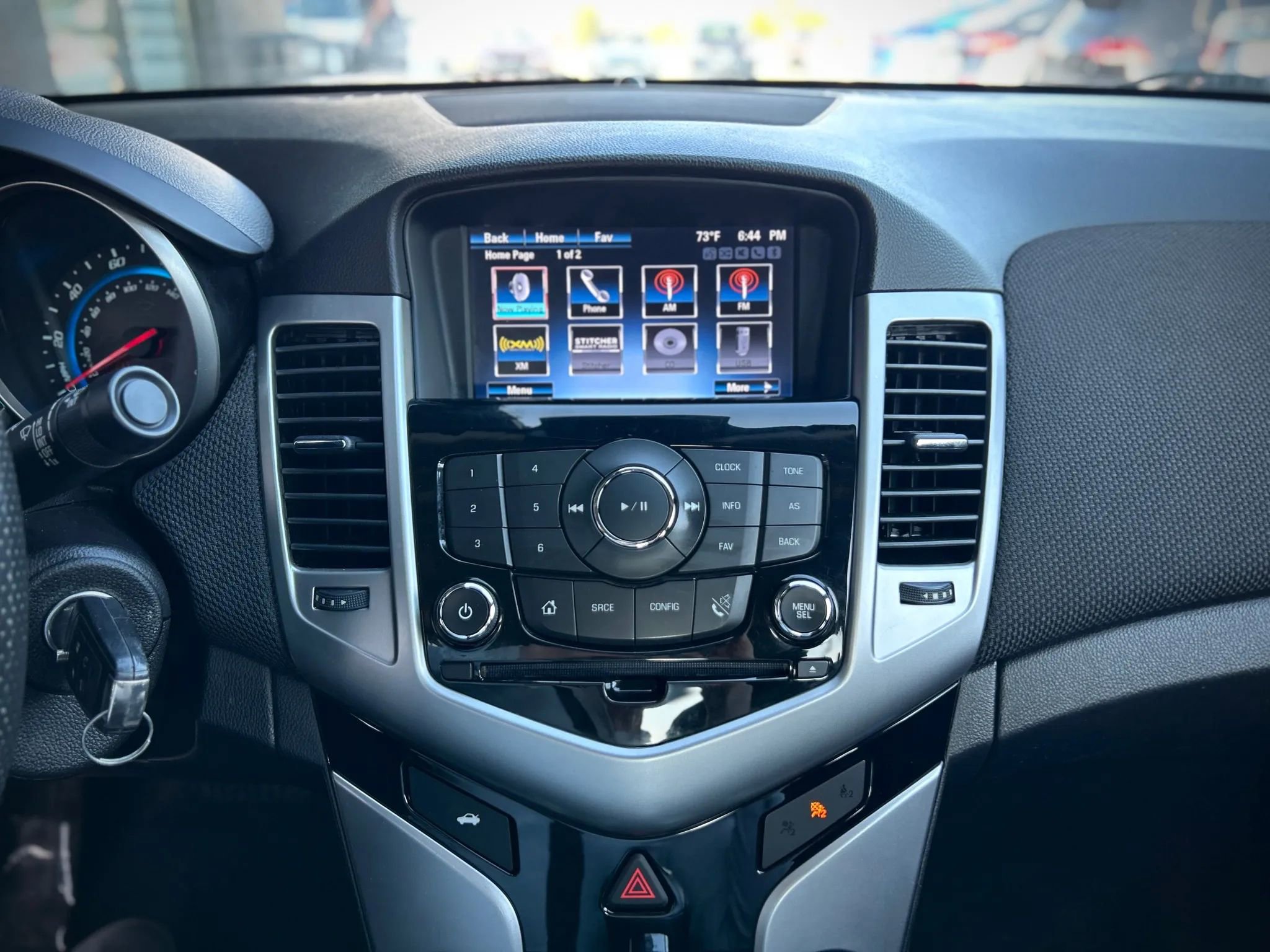 Used 2015 Chevrolet Cruze LT image 14