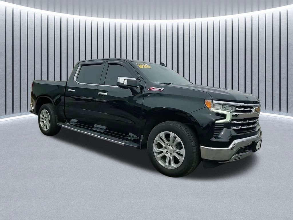 Used 2022 Chevrolet Silverado 1500 LTZ w/ LTZ Premium Package image 3