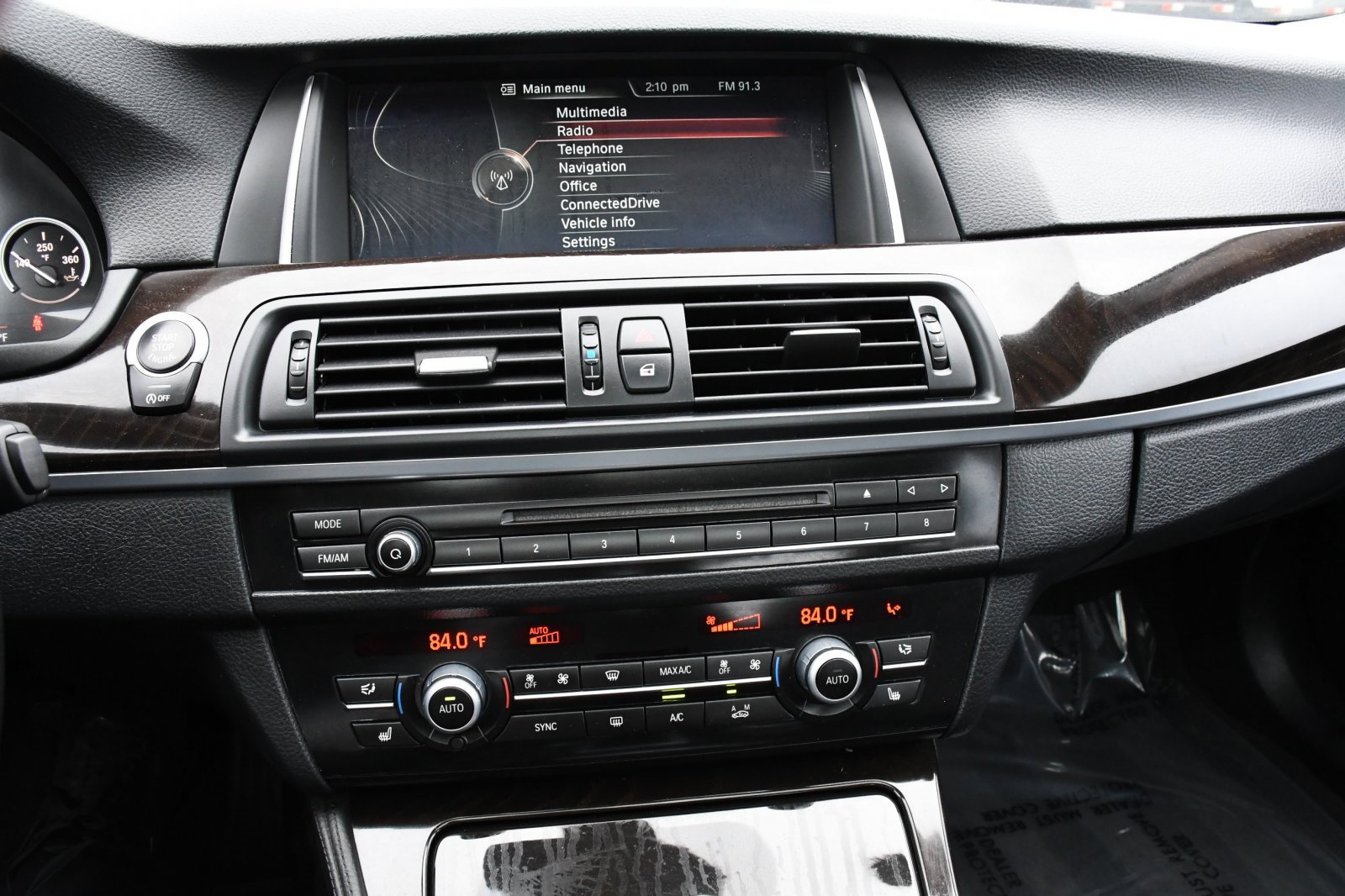 Used 2014 BMW 528i xDrive Sedan image 14