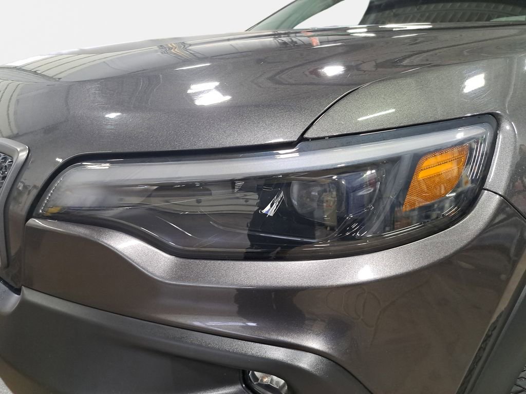 Certified 2022 Jeep Cherokee Trailhawk image 29