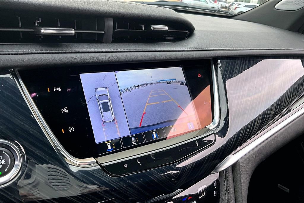 Certified 2024 Cadillac XT6 Premium Luxury w/ Technology Package AWD/4WD image 23