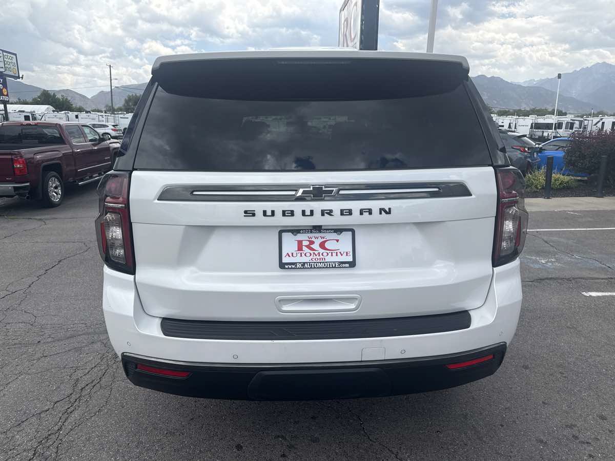 Used 2022 Chevrolet Suburban Z71 w/ Luxury Package AWD/4WD image 7