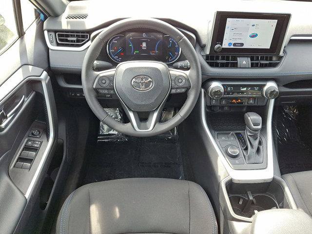 Certified 2023 Toyota RAV4 SE w/ Convenience Package image 22