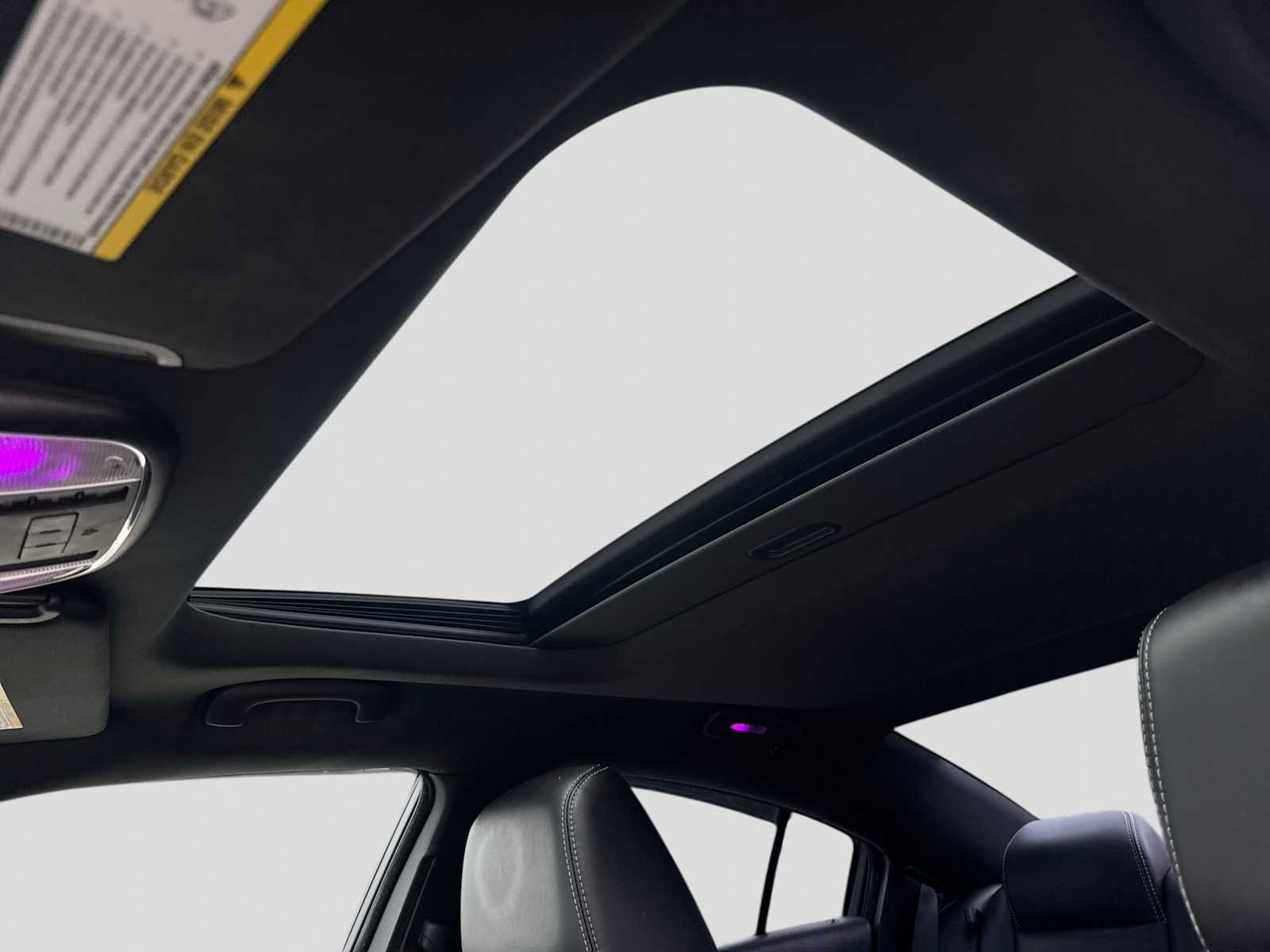 Used 2014 Dodge Charger R/T RWD image 19