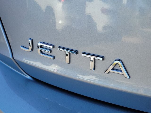 Certified 2023 Volkswagen Jetta Sport FWD image 6