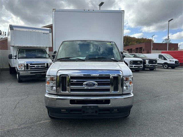 New 2024 Ford E-450 and Econoline 450 Super Duty w/ Power Windows & Locks Group image 2