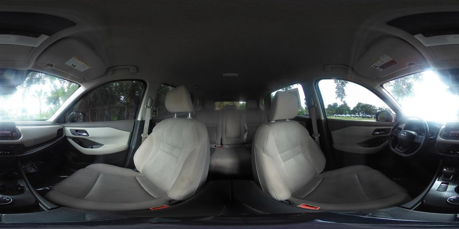 Used 2025 Nissan Rogue SV AWD/4WD image 43