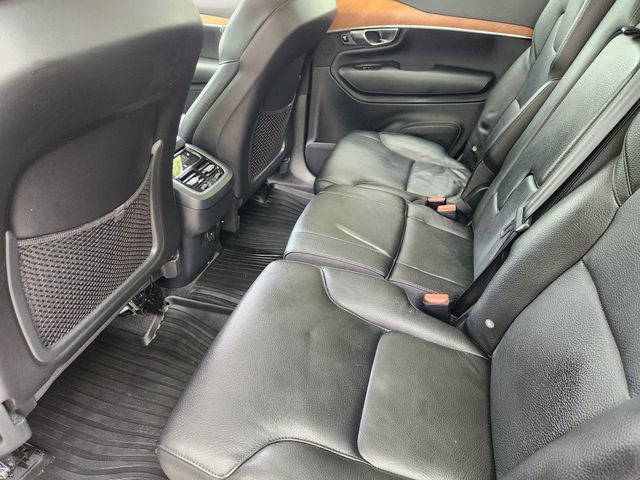 Used 2021 Volvo XC90 T6 Momentum AWD/4WD image 31