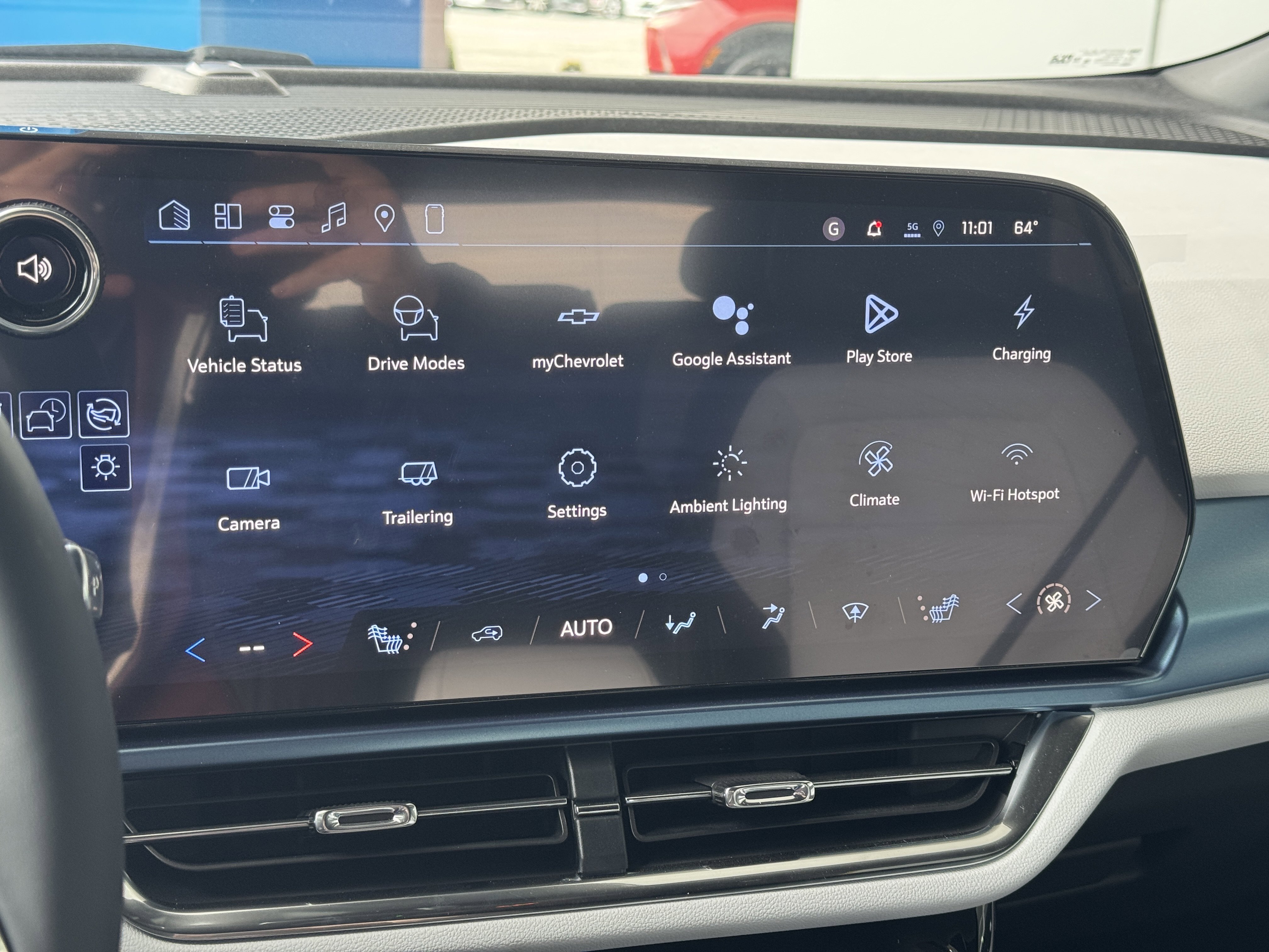 New 2026 Chevrolet Equinox EV LT AWD/4WD image 22
