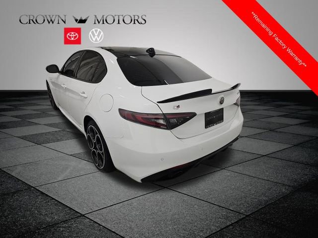 Used 2024 Alfa Romeo Giulia Veloce image 4