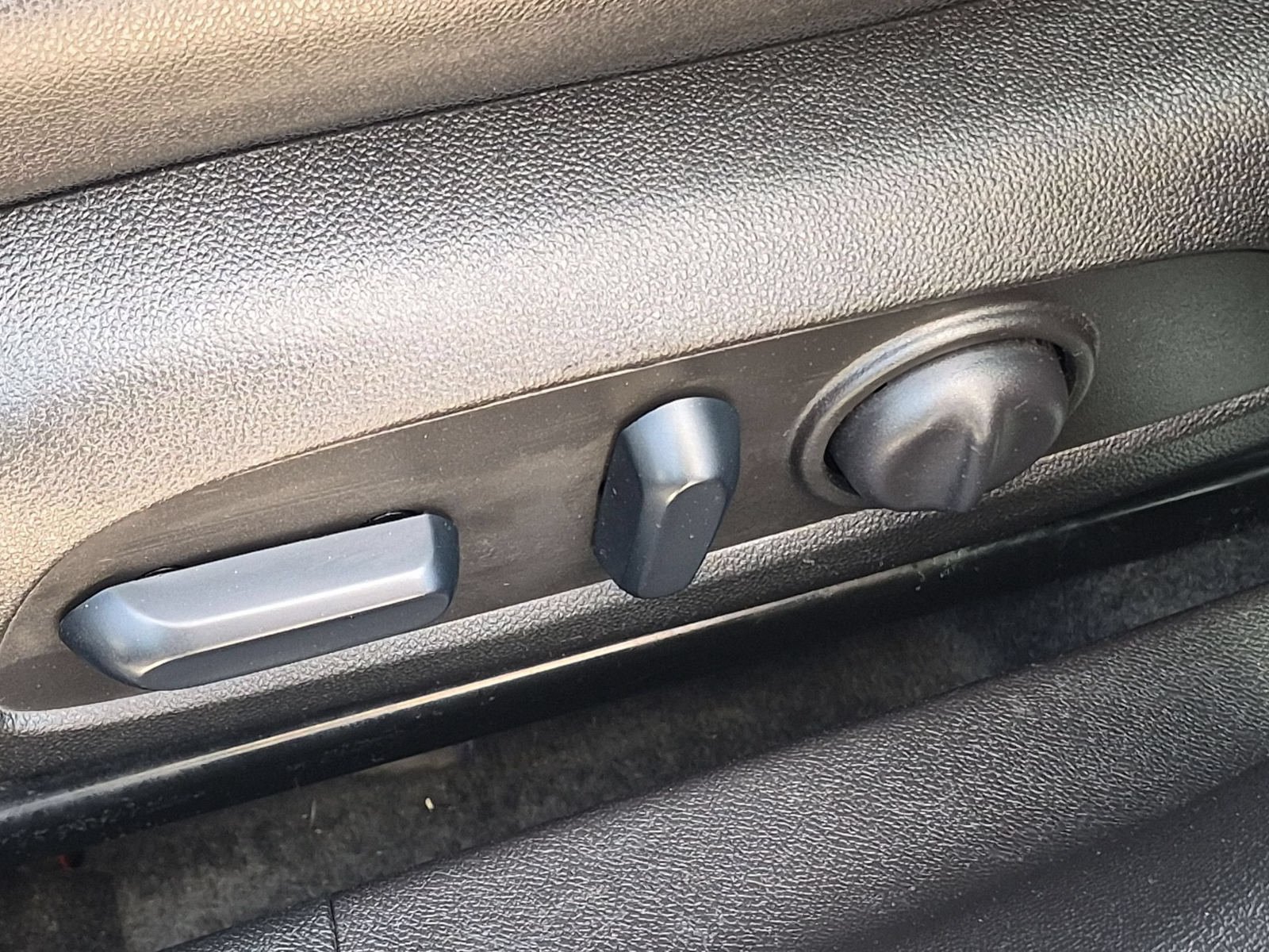 Used 2024 Chevrolet Malibu LT FWD image 25