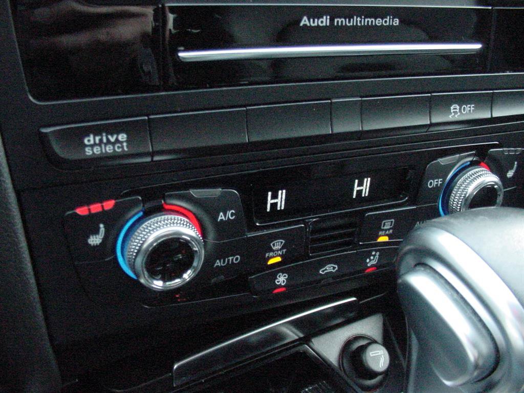 Used 2016 Audi A4 Premium Plus w/ Technology Package image 19