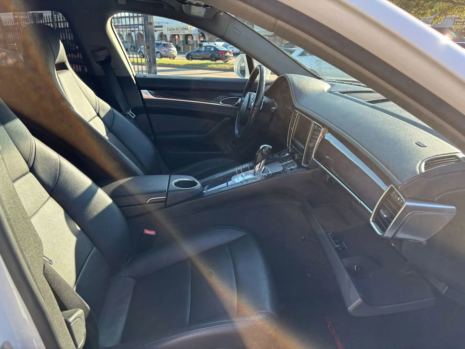 Used 2012 Porsche Panamera 4 image 11