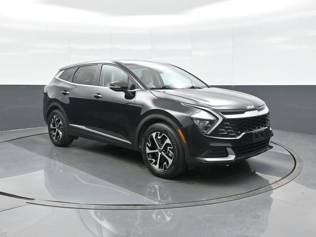 Used 2023 Kia Sportage EX image 1