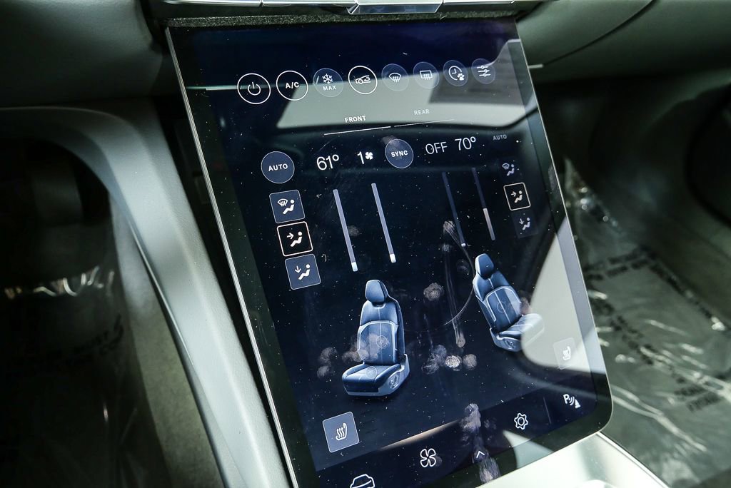 Used 2025 Lucid Air Pure image 16