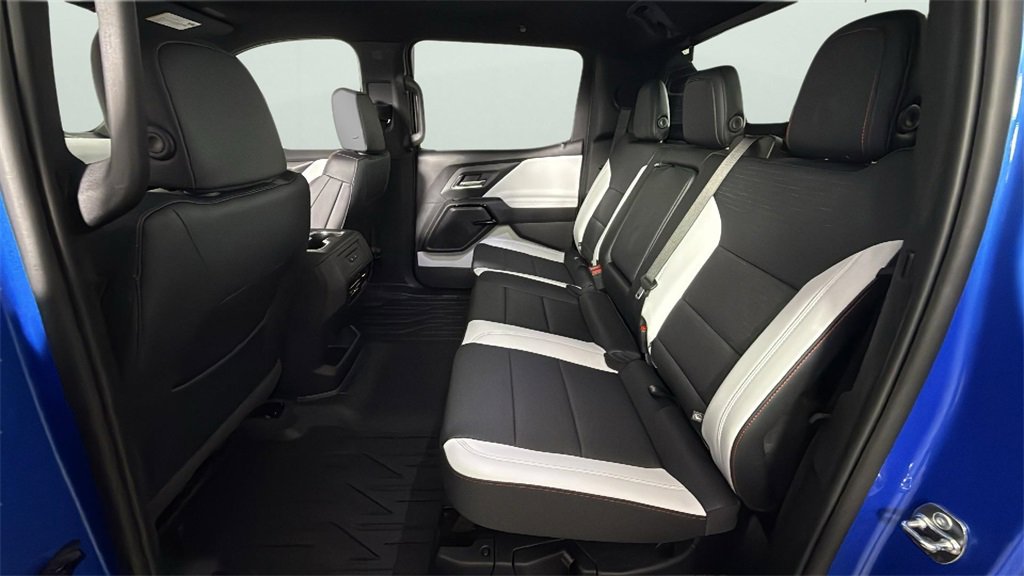 Used 2025 Chevrolet Silverado EV RST image 28