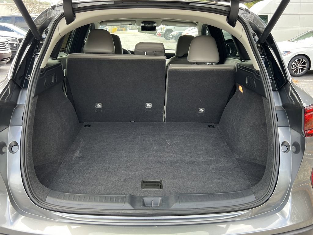 Certified 2025 INFINITI QX50 Luxe image 5