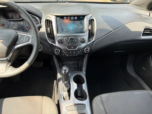 Used 2017 Chevrolet Cruze LT w/ Sun And Sound Package FWD image 20
