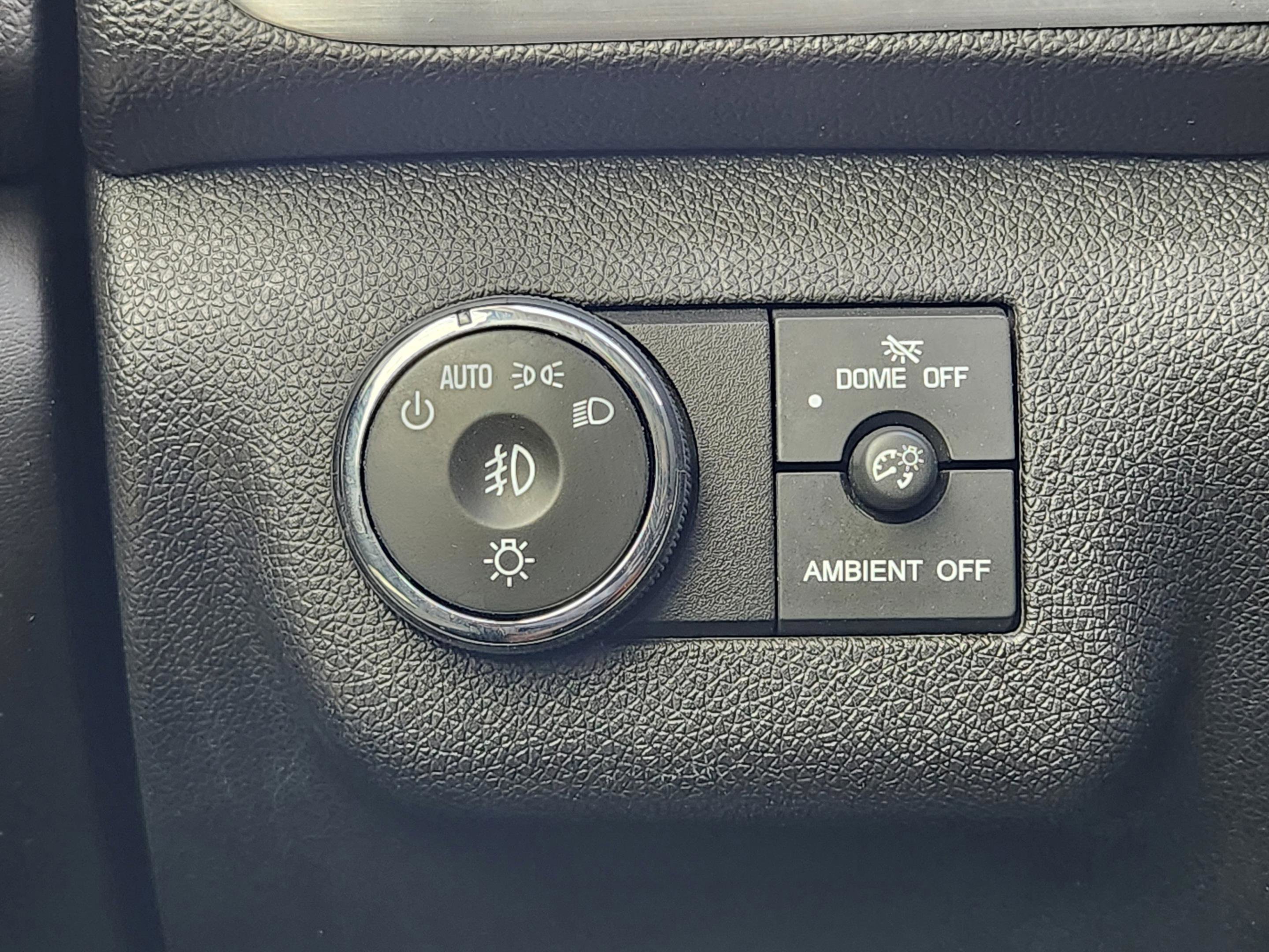 Used 2015 GMC Acadia SLT image 18